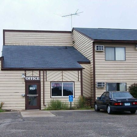 Rum River Motel Princeton Экстерьер фото